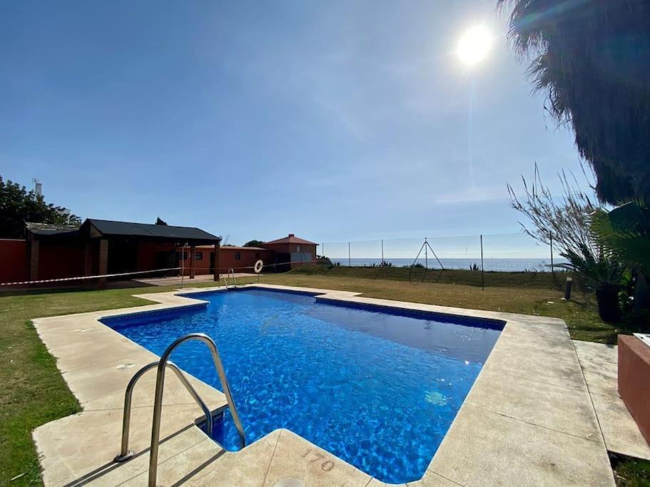 Exclusive Beachfront Penthouse Almayate Alto Kültér fotó