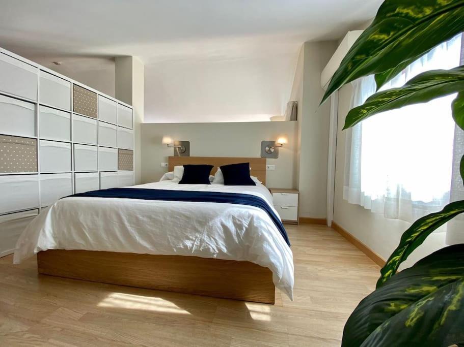 Exclusive Beachfront Penthouse Almayate Alto Kültér fotó